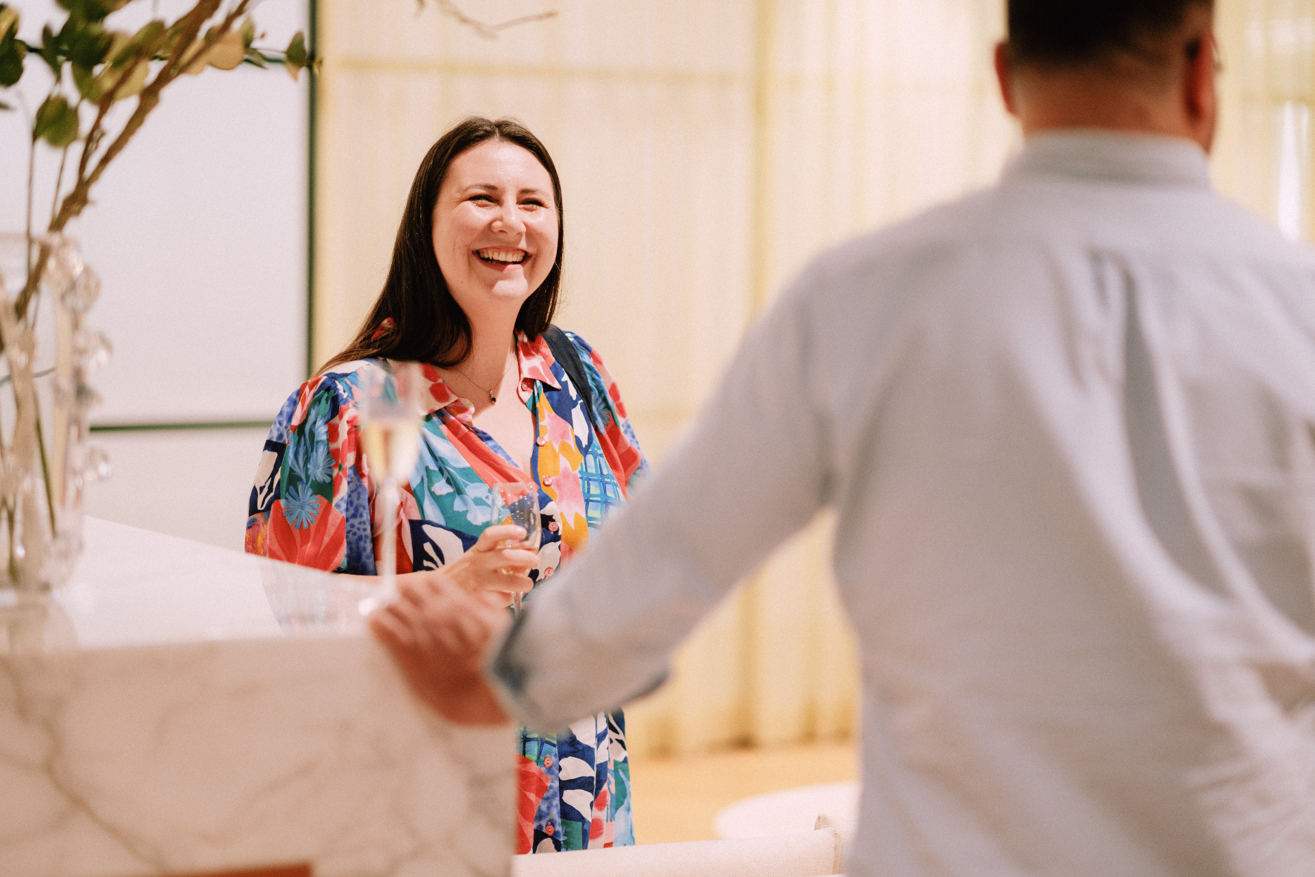 Members connecting at a WizeAdvisory event