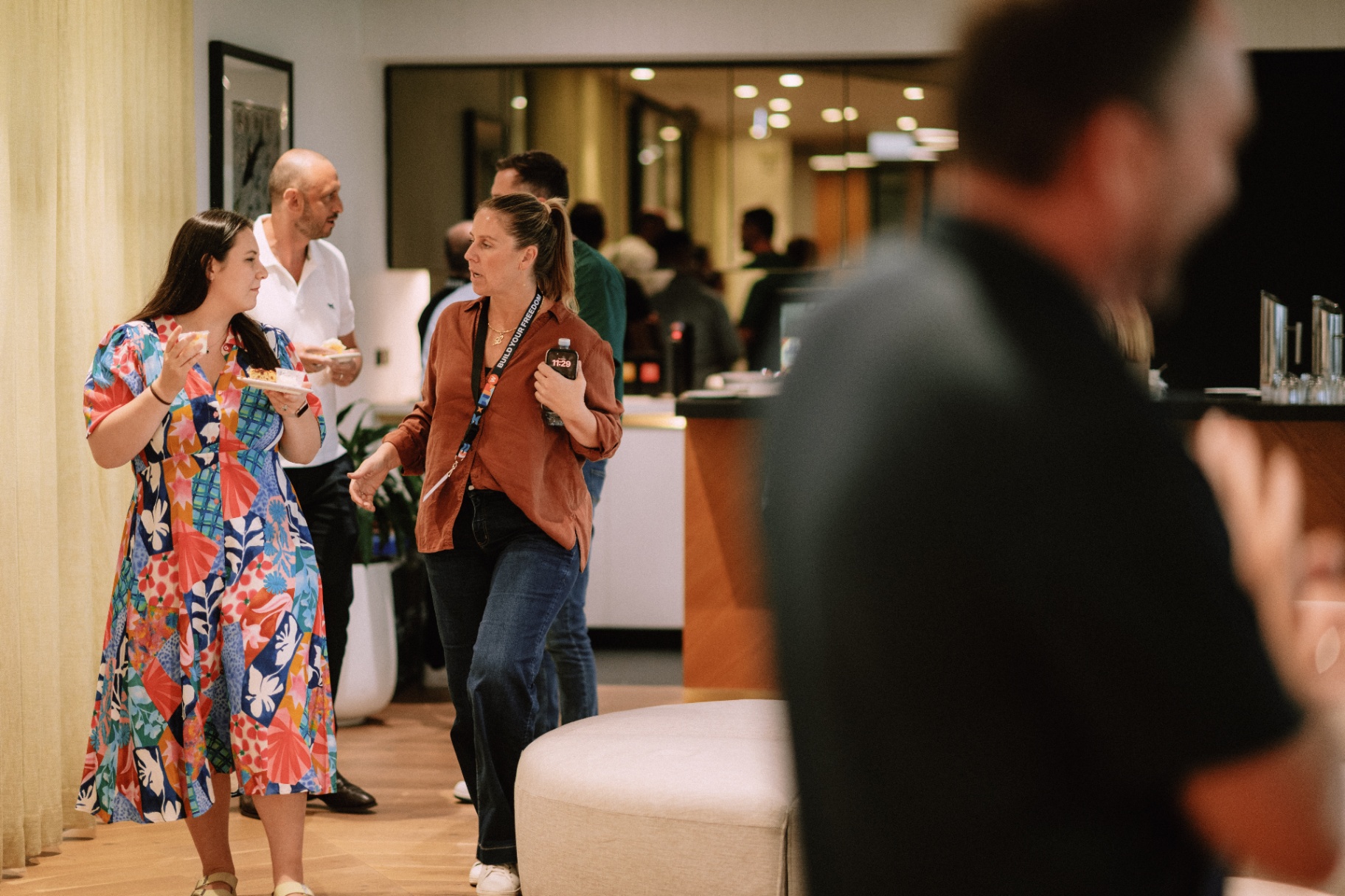 WizeAdvisory members applauding during the May 23 Brisbane workshop